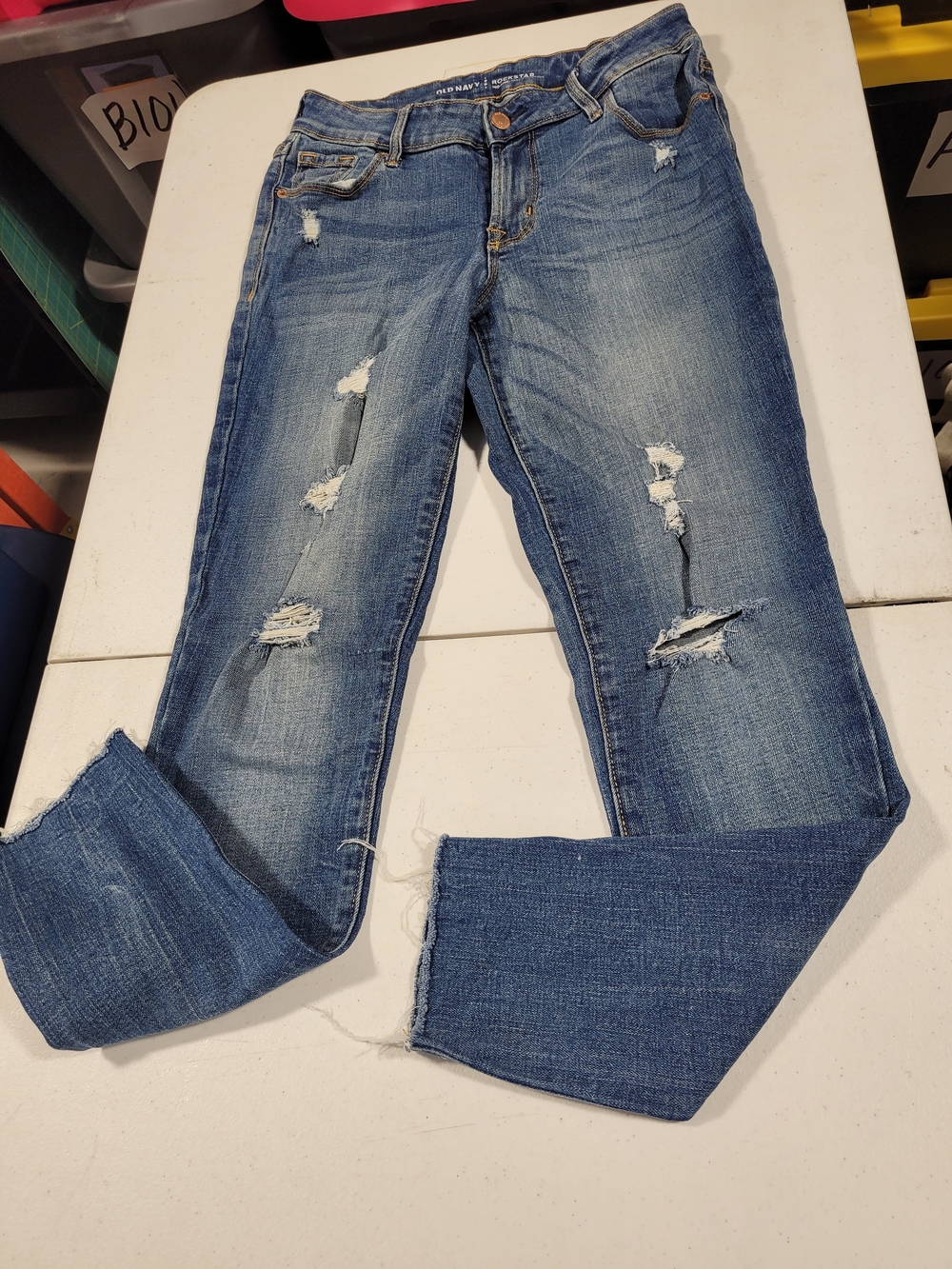 Old Navy Distressed Skinny Jeans in Blue Denim